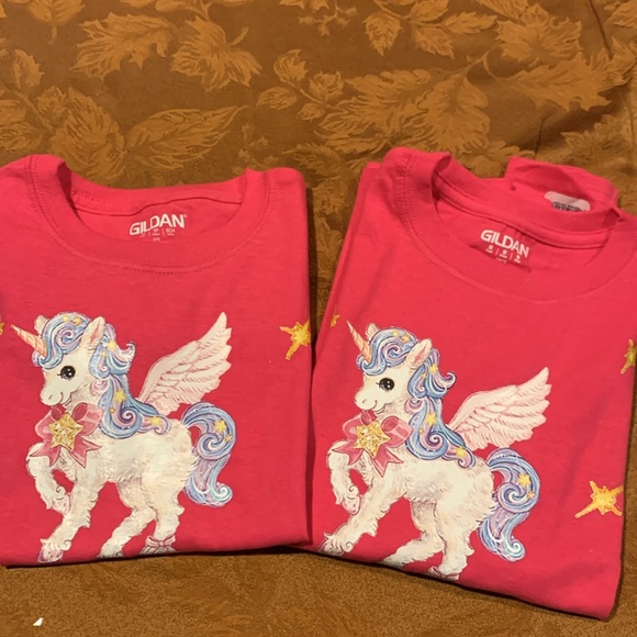 Set of 2 matching kids unicorn tee shirts - Picture 1 of 7